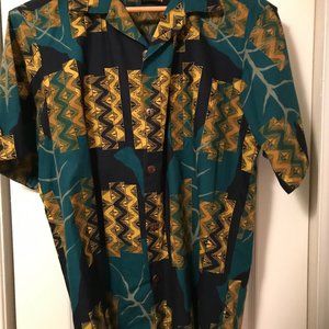 Hand silk screened Hawaiian shirt from Hawaii
